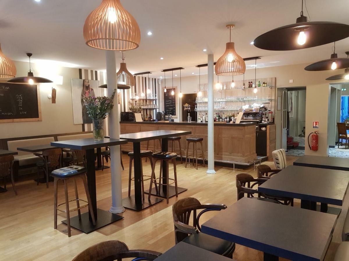 Les Hotel